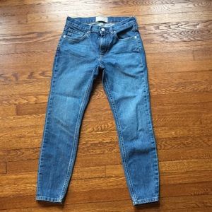 Everlane Mid-Rise Skinny Jean